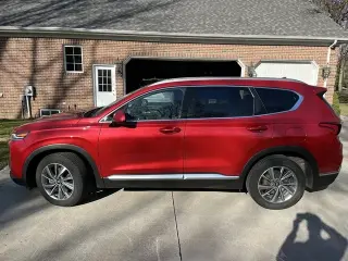 2019 Santa Fe SEL -- SUV