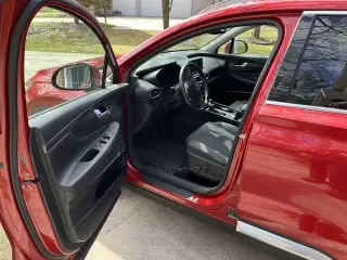 2019 Santa Fe SEL -- SUV