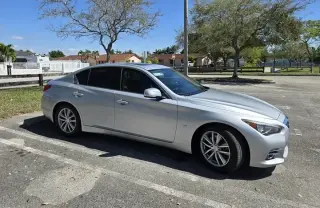 2015 Infiniti Q50 Premium