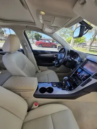 2015 Infiniti Q50 Premium