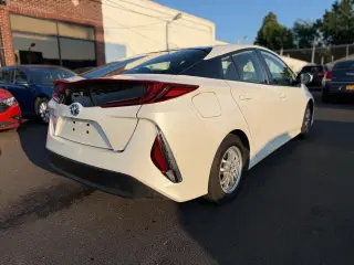 2022 Toyota Prius Prime LE