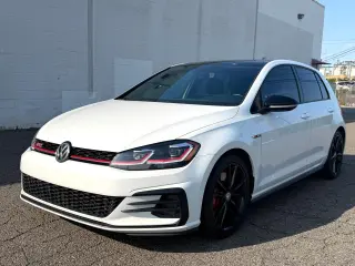 2021 Volkswagen Golf GTI SE