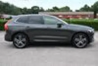 2018 Volvo XC60 T5 Momentum