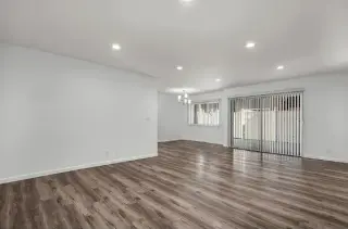 2 Bed Apt West 3rd Street, LA