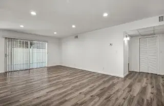 2 Bed Apt West 3rd Street, LA