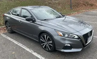 2020 Nissan Altima SR