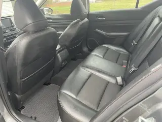 2020 Nissan Altima SR