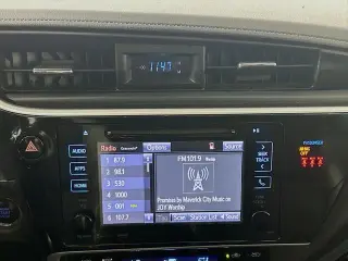 Toyota Corolla 2018 SE Sedán 4 puertas 6M