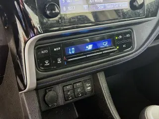 Toyota Corolla 2018 SE Sedán 4 puertas 6M
