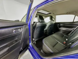 Toyota Corolla 2018 SE Sedán 4 puertas 6M