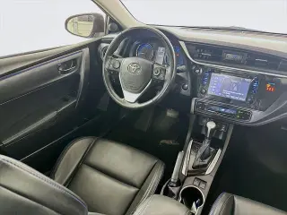 Toyota Corolla 2018 SE Sedán 4 puertas 6M