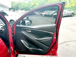 Toyota Yaris 2019 L 4dr Sedan 6M