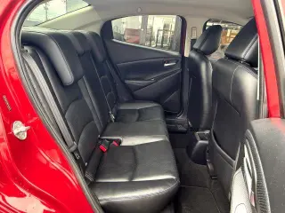 Toyota Yaris 2019 L 4dr Sedan 6M