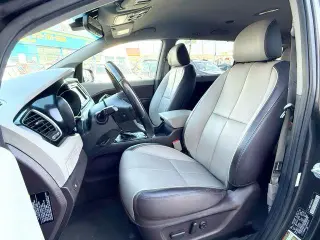 Kia Sedona 2016 Limited 4dr Mini-Van