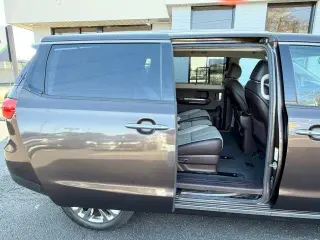 Kia Sedona 2016 Limited 4dr Mini-Van