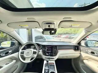 Volvo XC60 2021 AWD T6 Momentum 4dr SUV