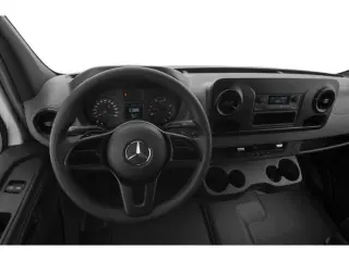 Mercedes-Benz Sprinter 2021 4x2 2500 3 puertas, distancia entre ejes de 170 pulg., Furgón de carga con techo alto (V6 de 3.0L)