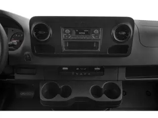 Mercedes-Benz Sprinter 2021 4x2 2500 3 puertas, distancia entre ejes de 170 pulg., Furgón de carga con techo alto (V6 de 3.0L)