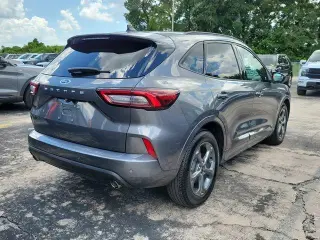 Ford Escape 2023 ST-Line 4 puertas SUV
