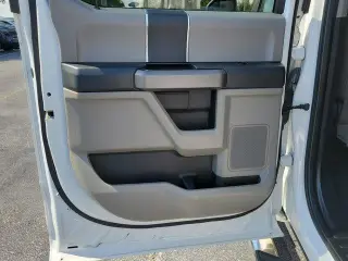 Ford F-150 2019 4x2 XLT 4dr SuperCrew batea corta de 5.5 pies