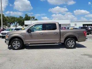 Ford F-150 2020 4x2 XLT 4 puertas SuperCrew 5.5 pies. SB