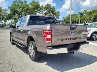 Ford F-150 2020 4x2 XLT 4 puertas SuperCrew 5.5 pies. SB