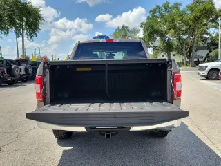 Ford F-150 2020 4x2 XLT 4 puertas SuperCrew 5.5 pies. SB