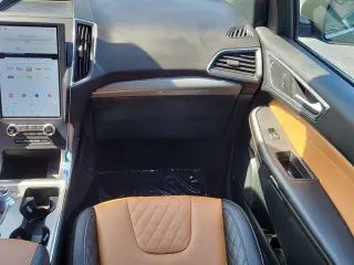 Ford Edge 2024 AWD Titanium SUV de 4 puertas