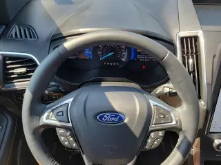 Ford Edge 2024 AWD Titanium SUV de 4 puertas