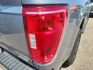 Ford F-150 2023 4x4 XL 4dr SuperCrew 5.5 ft. SB