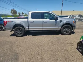 Ford F-150 2023 4x4 XL 4dr SuperCrew 5.5 ft. SB