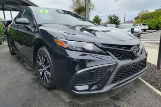 2022 Toyota Camry SE Sedan