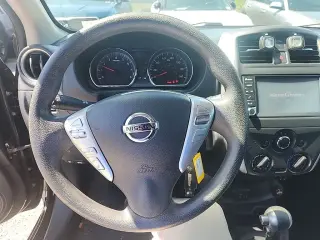 Nissan Versa 2019 S 4dr Sedan