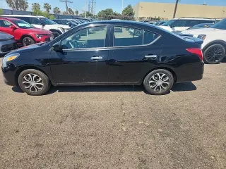 Nissan Versa 2019 S 4dr Sedan