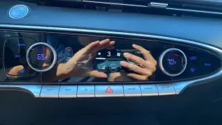 2023 Genesis GV70