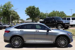 2023 Mercedes-Benz GLC 300