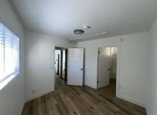 2 Bed Apt Move in Ready in LA