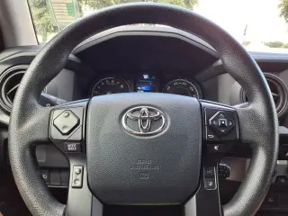 Toyota Tacoma 2023 4x4 TRD Off-Road 4dr Double Cab 5.0 ft SB 6A