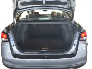 Nissan Versa 2025 SR 4dr Sedan