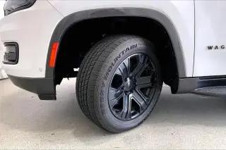 Jeep Wagoneer 2022 4x2 Series III 4dr SUV