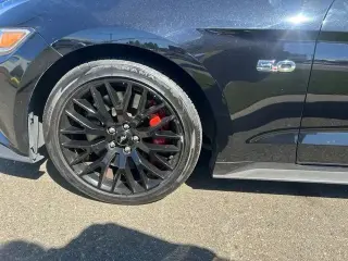 Ford Mustang 2016 GT Premium 2dr Fastback