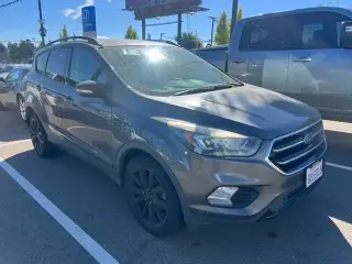 Ford Escape 2017 Titanium 4dr SUV