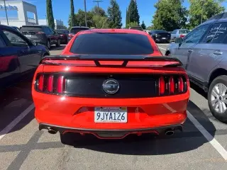 Ford Mustang 2016 GT Premium 2dr Fastback