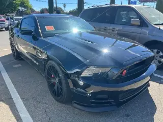 Ford Mustang 2013 GT Premium 2dr Fastback
