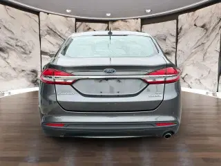 Ford Fusion Hybrid 2018 SE 4dr Sedan