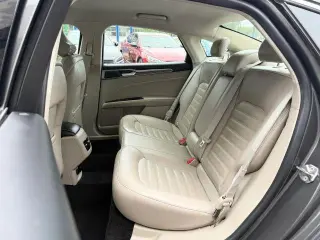Ford Fusion Hybrid 2018 SE 4dr Sedan
