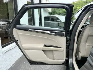 Ford Fusion Hybrid 2018 SE 4dr Sedan