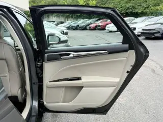 Ford Fusion Hybrid 2018 SE 4dr Sedan