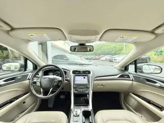 Ford Fusion Hybrid 2018 SE 4dr Sedan
