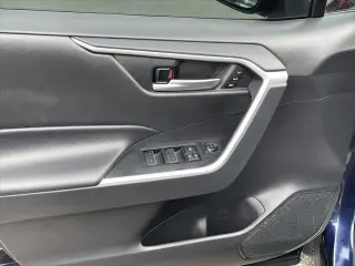 Toyota RAV4 2025 AWD XLE Premium SUV de 4 puertas